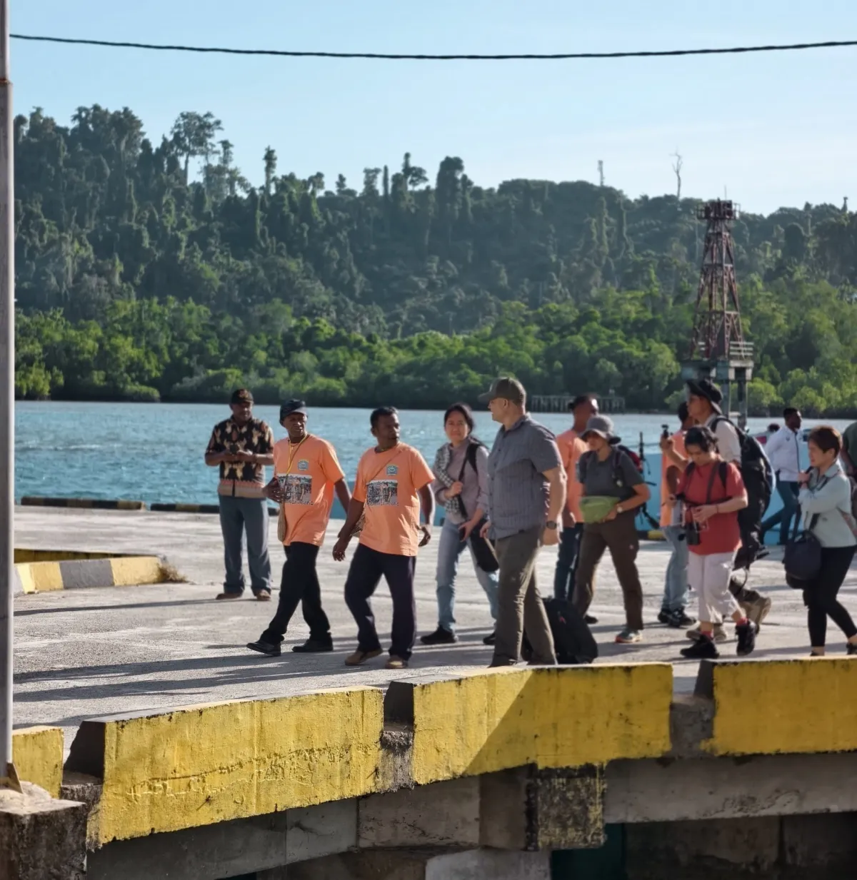 Pelatihan Bahasa Inggris Tingkatkan Kepercayaan Diri Penyedia Jasa Wisata di Raja Ampat