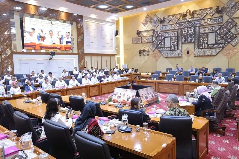 Kemnaker dan DPR RI Perkuat Program Magang Nasional Menuju 2026