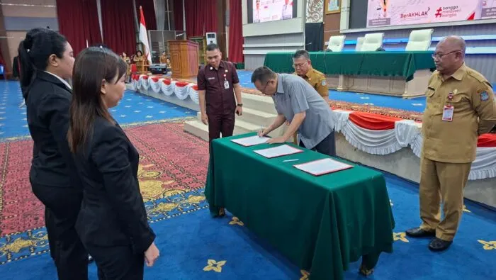 Wawali Manado Lantik Pejabat Baru untuk Tingkatkan Pelayanan Publik