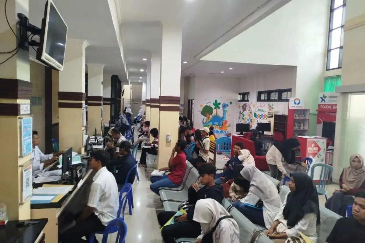 Dispendukcapil Ponorogo Batasi Antrean KTP-el Selama Libur Sekolah