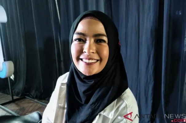 Tantri Kotak Mengungkap Penipuan oleh Teman Sendiri