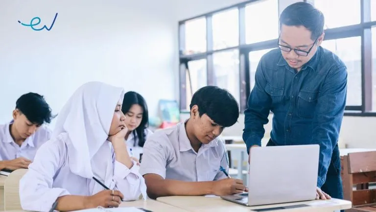 Talenta Digital Kunci Peningkatan Daya Saing Indonesia di Era AI
