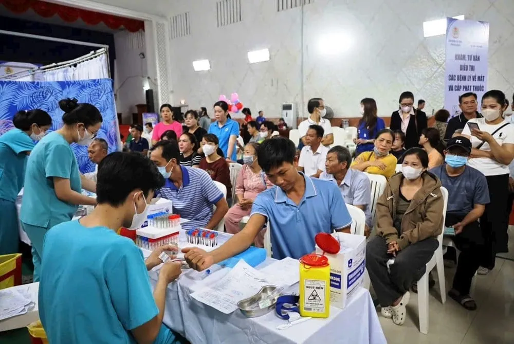 Pemeriksaan Kesehatan Gratis untuk Anggota Serikat Pekerja di Provinsi An Giang