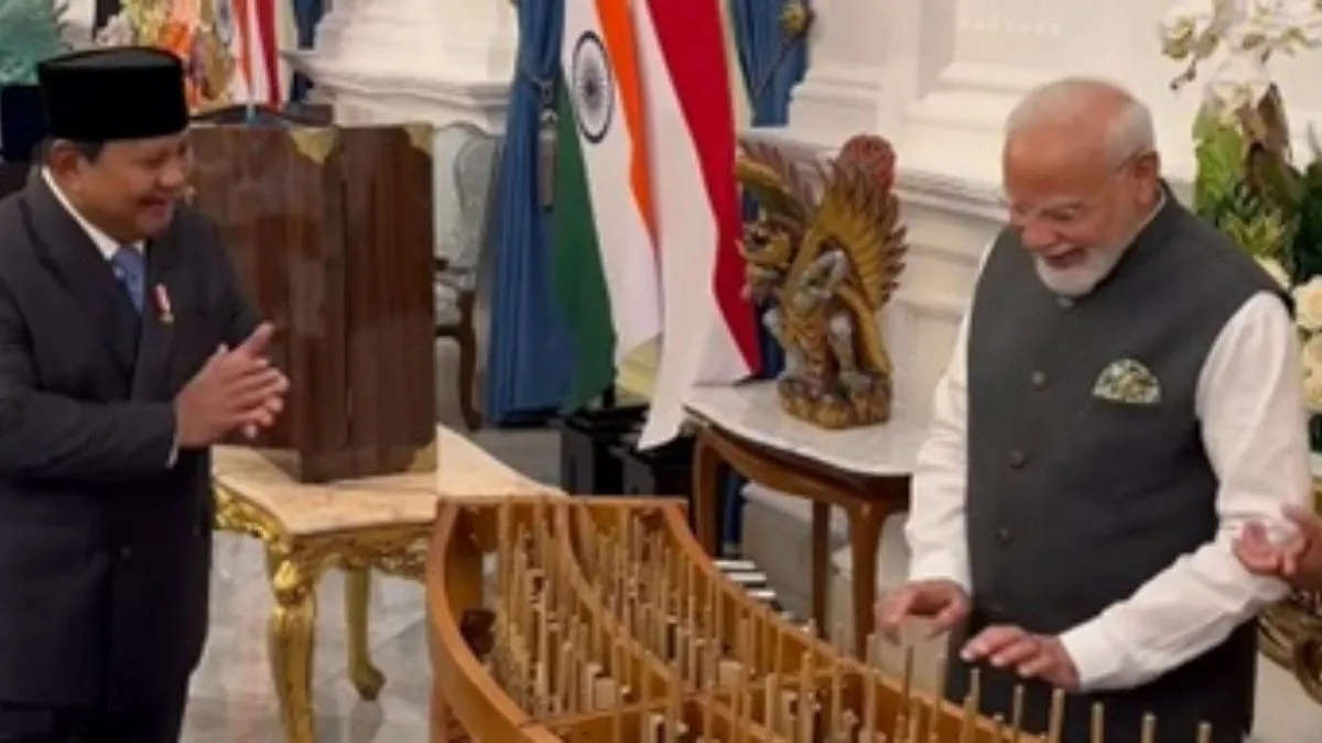Presiden Prabowo Serahkan Angklung sebagai Simbol Persahabatan Indonesia-India