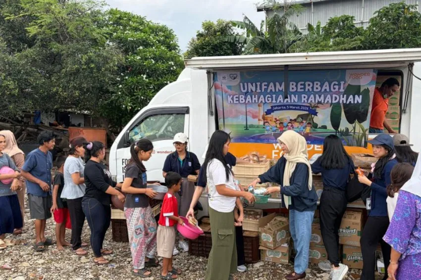 Unifam Ajak Karyawan Berbagi Kebahagiaan di Bulan Ramadan