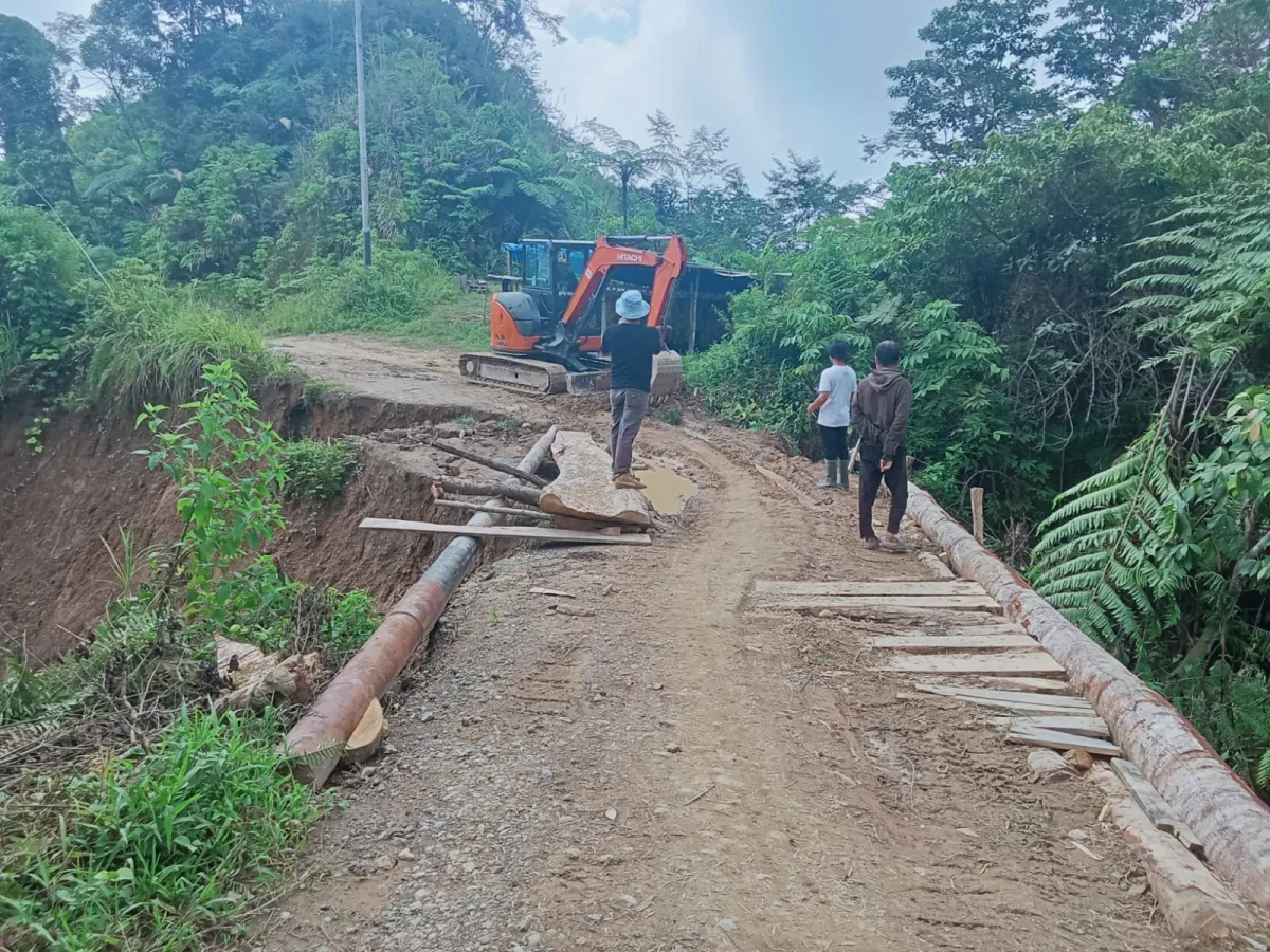 Pemprov Sulbar Tanggapi Cepat Kerusakan Jalan di Poros Salutambung–Mambi