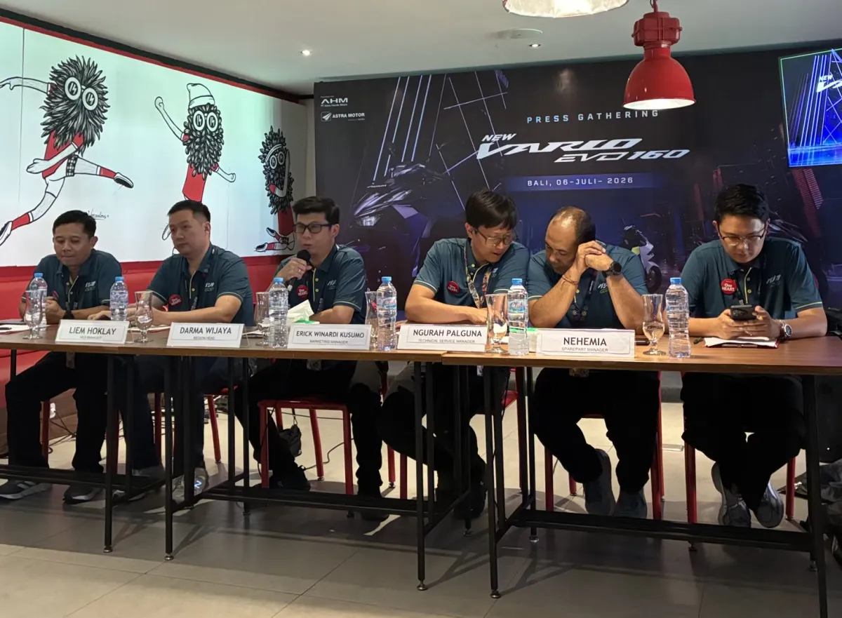 Astra Motor Bali Edukasi Konsumen Mengenali Oli Asli Honda