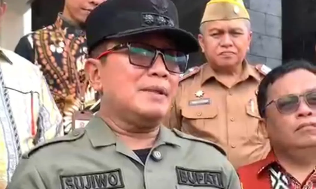 Bupati Kubu Raya Apresiasi Relawan Damkar dalam Penanggulangan Karhutla