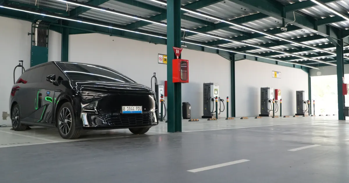 Voltron Resmikan Charging Hub Baru dengan 24 Titik Pengisian dan Kapasitas Charger 480 kW