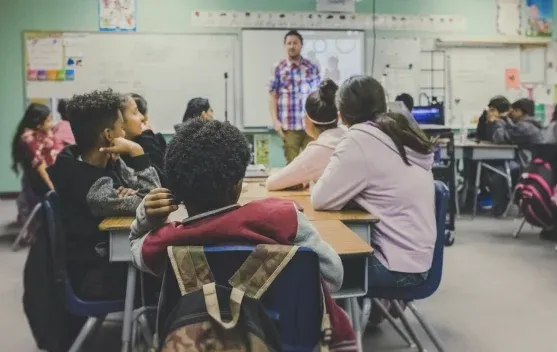 Pentingnya Relasi Emosional dalam Proses Belajar Anak