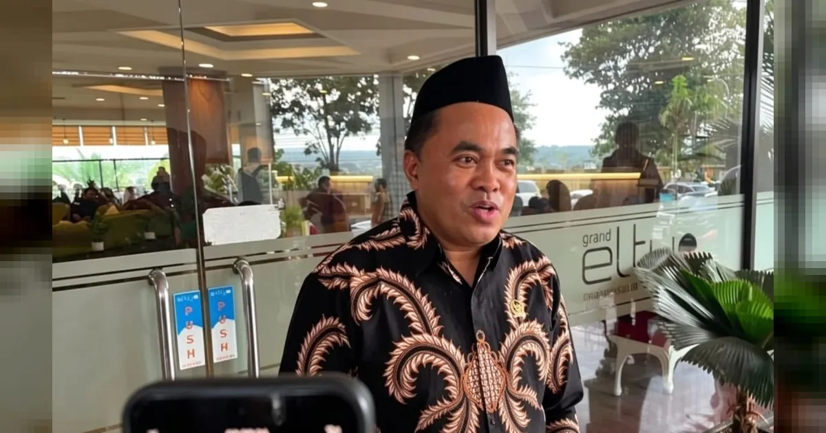 DPRD Kukar Pastikan Penyaluran Seragam Sekolah Bebas Pungli