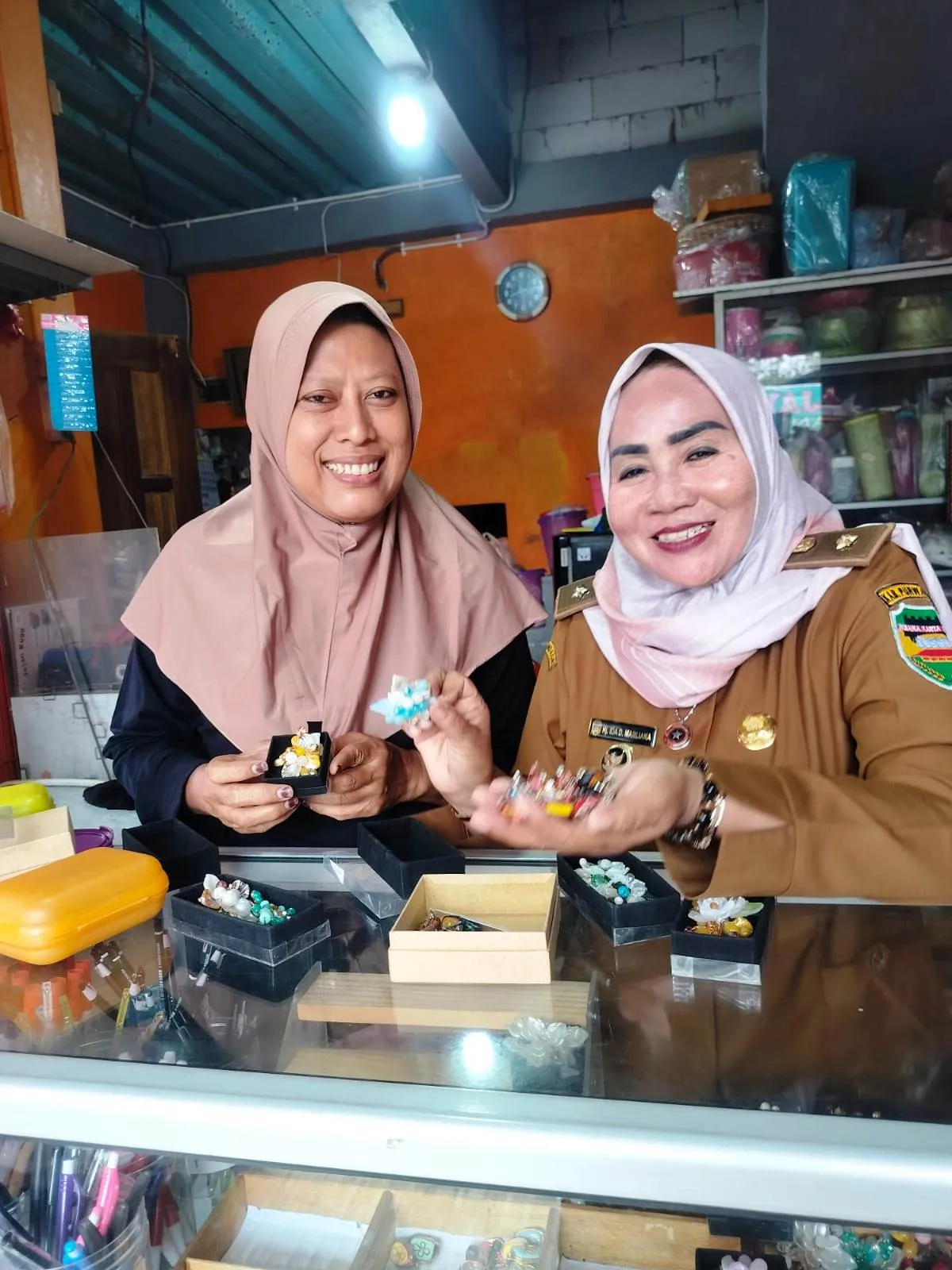 Produk UMKM Desa Cinangka Purwakarta Tembus Pasar Modern
