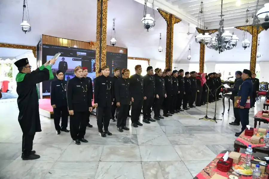 Bupati Sumenep Lantik Pejabat Baru, Tekankan Reformasi Birokrasi