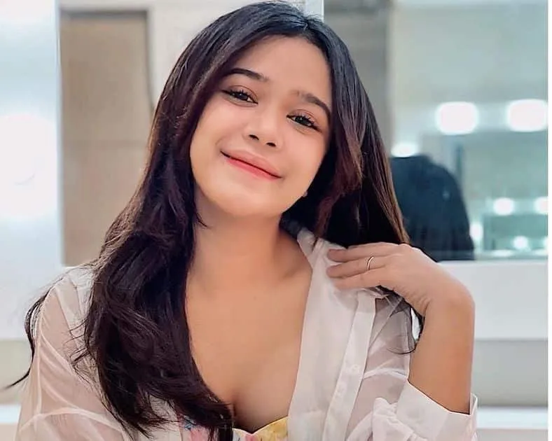 Brisia Jodie Klarifikasi Hubungan dengan Jonathan Alden di Tengah Isu Fitnah