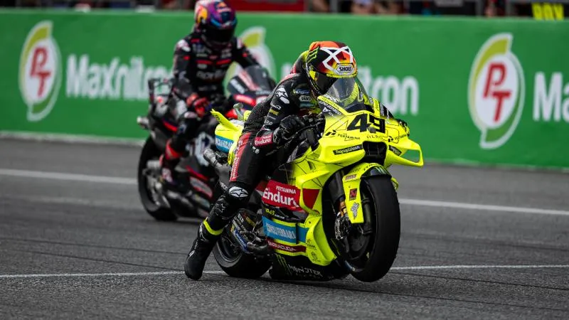 Tim VR46 Bersinar di MotoGP Thailand: Diggia Masuk Top 3, Morbidelli Terjebak Hujan
