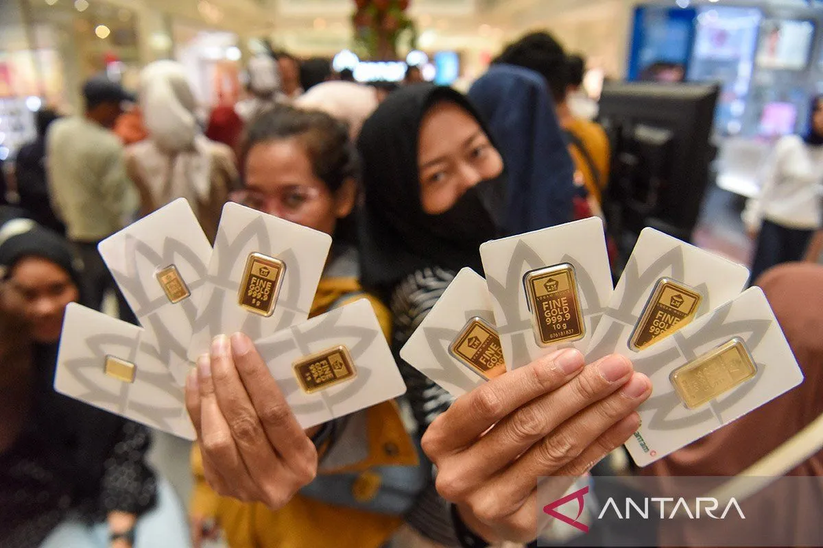 Harga Emas Antam Stabil di Rp2.670.000 per Gram Hari Ini