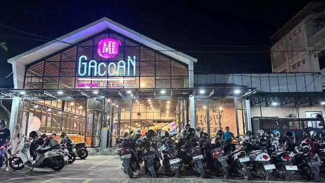Mie Gacoan Terapkan Sistem Parkir Digital Bertahap Mulai di Surabaya