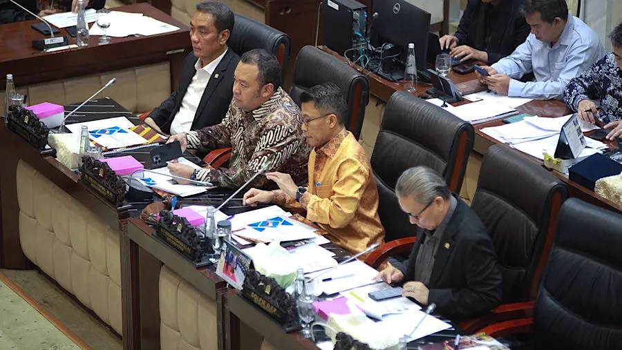 DPR Bahas Penempatan Dana Saldo Anggaran Lebih Bersama Dirut Himbara
