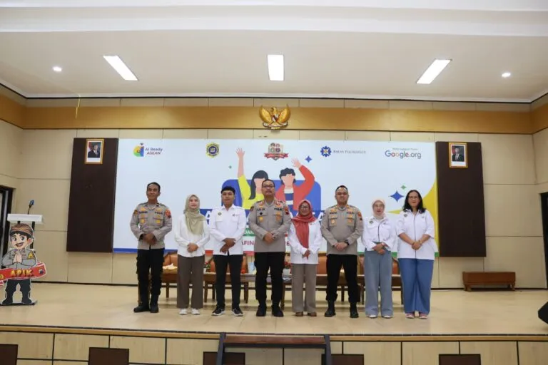Polres Brebes Gelar Pelatihan AI untuk Tingkatkan Literasi Digital Pelajar