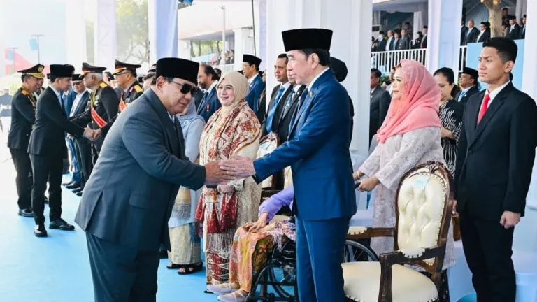 Blusukan Jokowi: Strategi Tingkatkan Elektabilitas Gibran Menuju Pilpres 2029