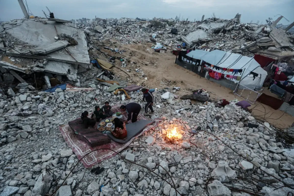 Serangan Harian Israel di Gaza Persempit Ruang Hidup Warga