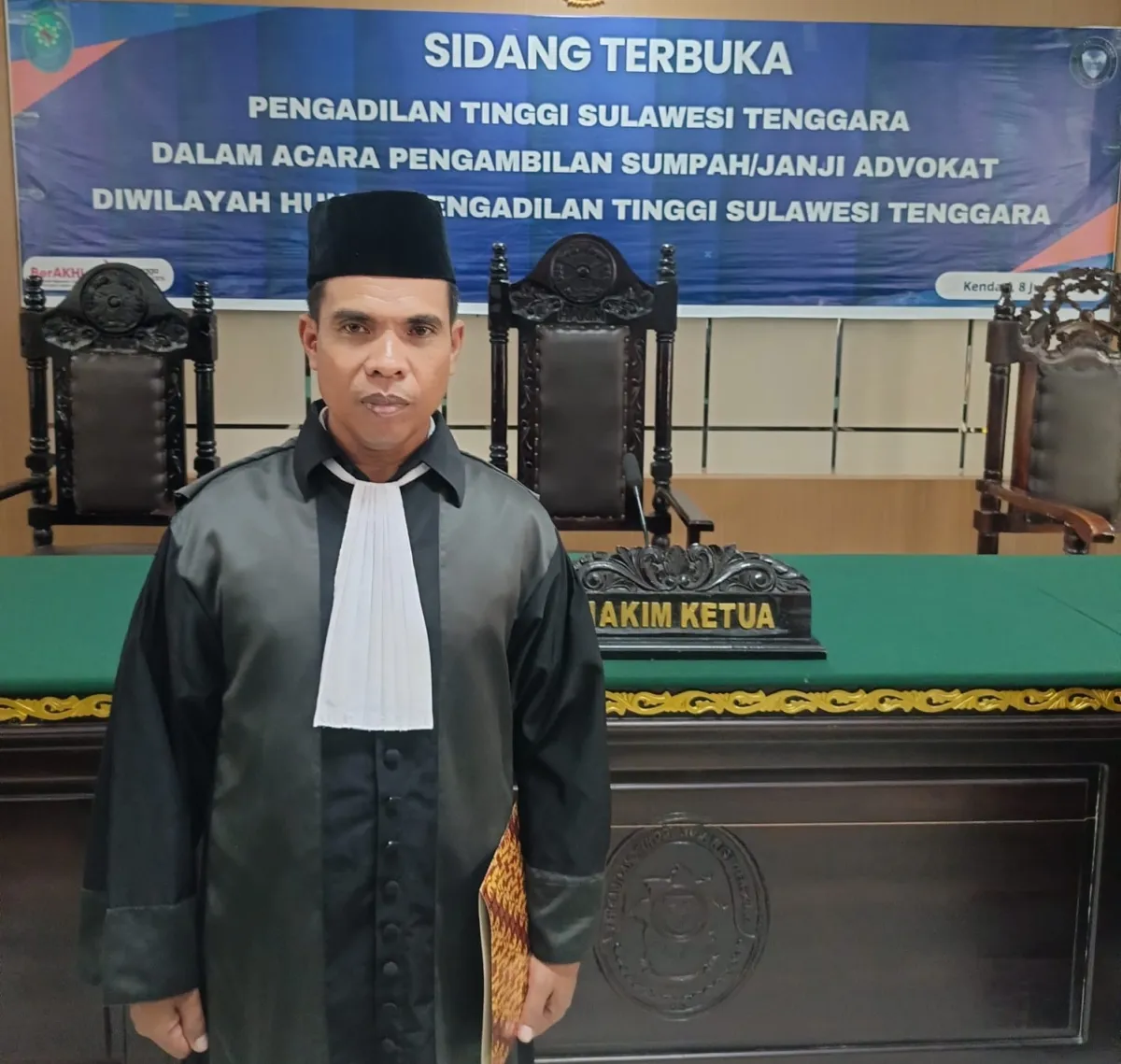 Dr Umar Marhum Resmi Menjadi Advokat PERADI