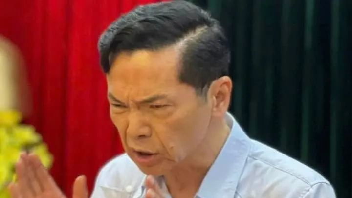 Artis Rakyat Trung Anh Rayakan Ulang Tahun Pernikahan Ke-28 dengan Pesan Mendalam