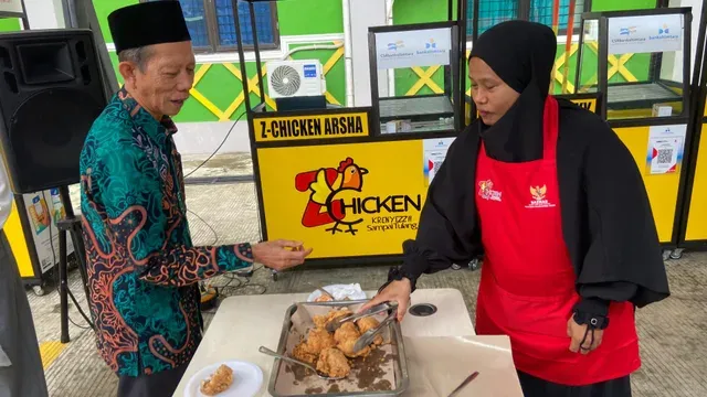 BAZNAS Kaltim Salurkan Bantuan Modal Usaha kepada 35 Mustahik di Samarinda