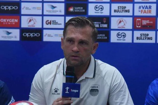 Persib Bandung Kenalkan Tiga Pemain Baru, Igor Tolic Soroti Gabriel Mutombo