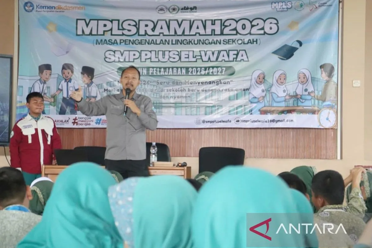 Pemkab Bekasi Dorong Siswa Baru Manfaatkan Teknologi dalam Pembelajaran