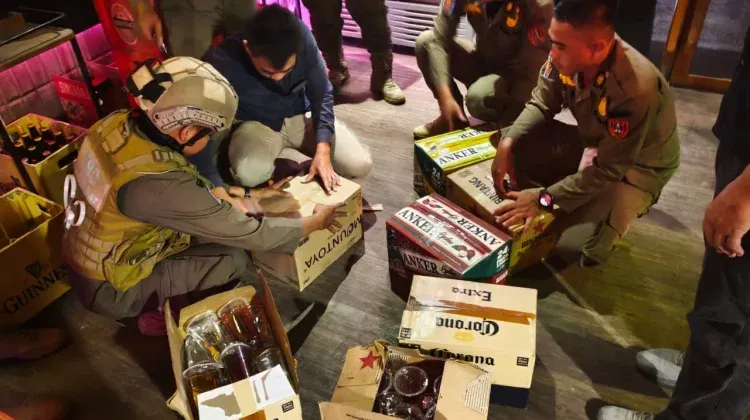 Pemerintah Kota Surakarta Tegaskan Tanpa Toleransi pada Peredaran Miras Tanpa Izin