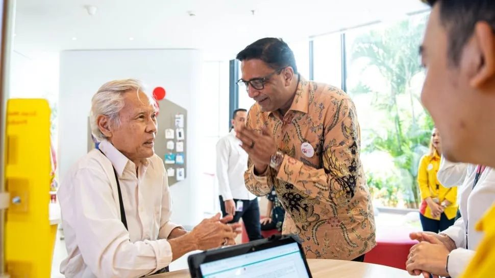 Indosat Fokus Kembangkan AI, Perpanjang Masa Jabatan CEO Vikram Sinha