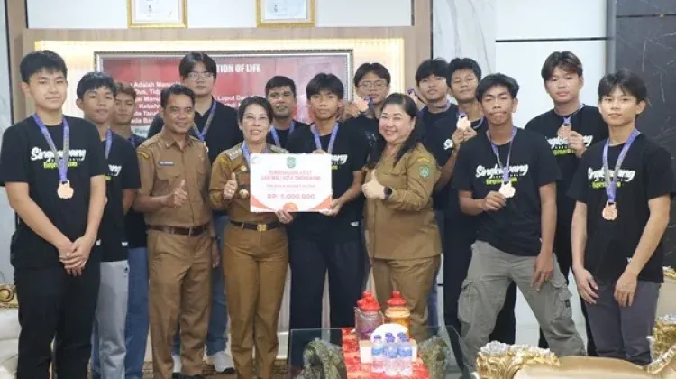 Wali Kota Singkawang Apresiasi Tim Basket Perbasi yang Meraih Juara III di POPDA Kalbar 2026