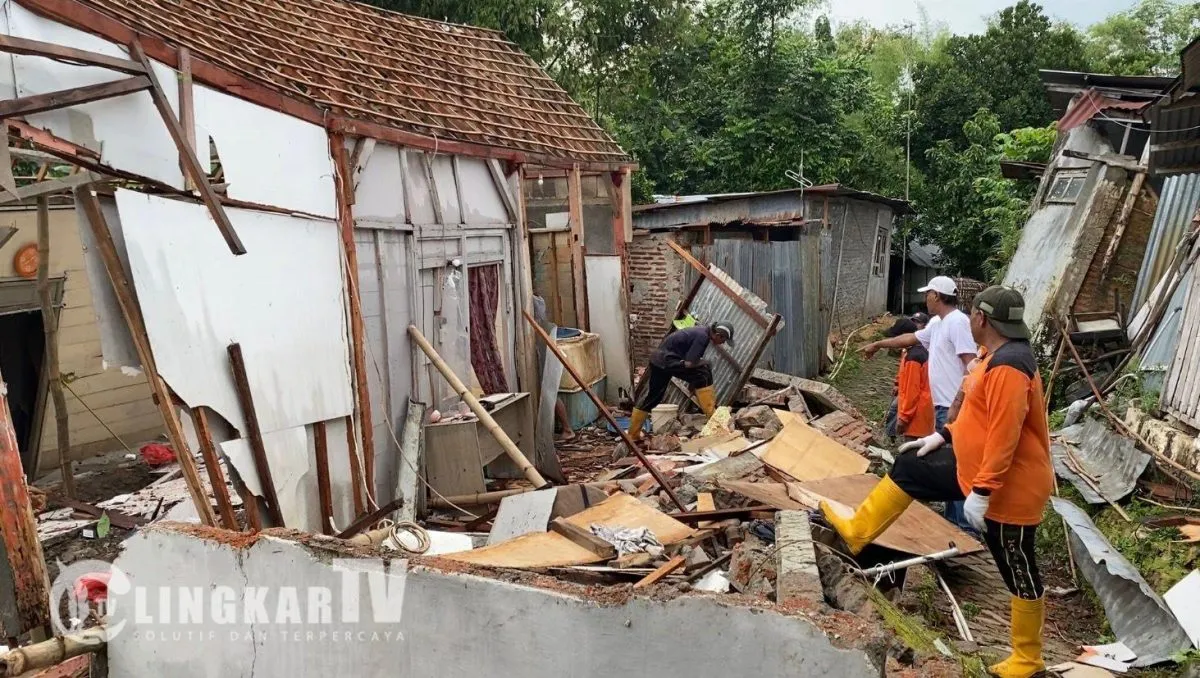 Bupati Blora Tanggapi Kerusakan 16 Rumah Akibat Tanah Gerak di Cepu