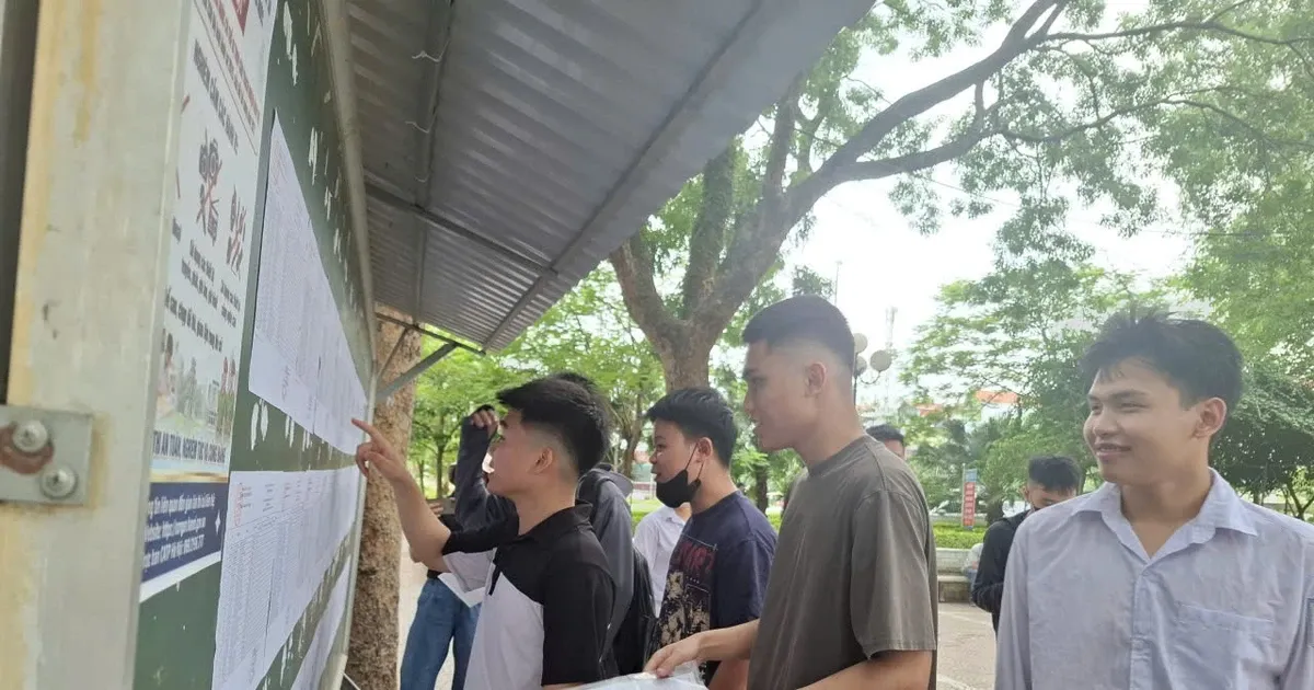 Verifikasi Hasil Ujian Matematika di Tuyen Quang oleh Kementerian Pendidikan