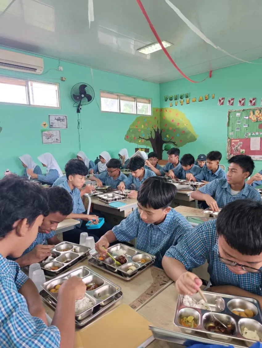 Kebijakan MBG: Laboratorium Sosiologis untuk Masa Depan