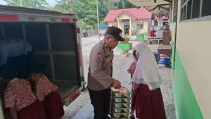 Polsek Sepang Hadirkan Gizi Sehat untuk Pelajar
